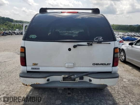 2004 Chevrolet Tahoe Z71 с VIN 1GNEK13Z24R305346, выставлен на аукционе Copart как лот 66927475 с пробегом 212 292 миль миль и Списание • Salvage title. История ставок и продаж доступна на DreamBid. Изображение 6.