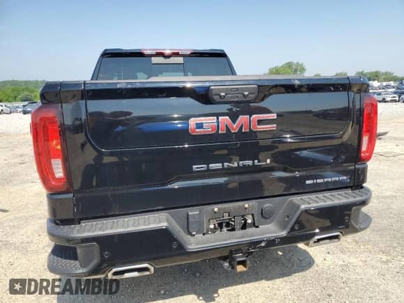 2023 GMC Sierra 1500 Denali z VIN 3GTUUGED8PG262364, wystawiony jako Copart lot #60471545 z przebiegiem 28 443 mil mil oraz Szkoda całkowita • Salvage title. Historia ofert i sprzedaży dostępna na DreamBid. Obrazek 6.