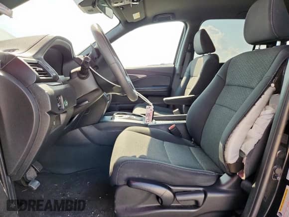 2021 Honda Passport Sport with VIN 5FNYF8H24MB008230, listed as a Copart auction lot 69240425 with 50,639 mi miles and Salvage title. Bid and sale history available at DreamBid. Image 7.