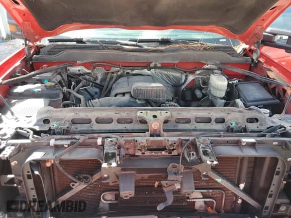 2018 Chevrolet Silverado 2500HD Work Truck z VIN 1GC2KUEG0JZ291807, wystawiony jako Copart lot #84658995 z przebiegiem 188 019 mil mil oraz Szkoda całkowita • Salvage title. Historia ofert i sprzedaży dostępna na DreamBid. Obrazek 11.