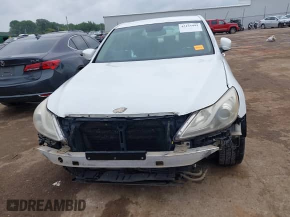 2012 Hyundai Genesis 3.8L с VIN KMHGC4DD7CU176773, выставлен на аукционе IAAI как лот 43155991 с пробегом 228 852 миль миль и . История ставок и продаж доступна на DreamBid. Изображение 12.