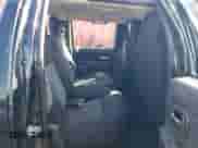 2008 Chevrolet Colorado 2LT z VIN 1GCDS13E688128541, wystawiony jako Copart lot #77843514 z przebiegiem 186 288 mil mil oraz Szkoda całkowita • Salvage title. Historia ofert i sprzedaży dostępna na DreamBid. Obrazek 10.