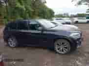 2018 BMW X5 xDrive35i с VIN 5UXKR0C5XJ0X99016, выставлен на аукционе IAAI как лот 43206510 с пробегом 79 852 миль миль и . История ставок и продаж доступна на DreamBid. Изображение 13.