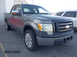 2011 Ford F-150 XL z VIN 1FTFX1EF6BFB78455, wystawiony jako IAAI lot #41820070 z przebiegiem 235 139 mil mil oraz . Historia ofert i sprzedaży dostępna na DreamBid. Obrazek 1.
