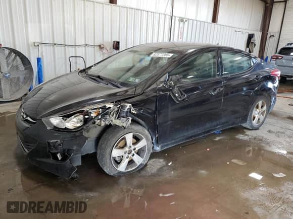 2013 Hyundai Elantra GLS с VIN 5NPDH4AE7DH306200, выставлен на аукционе Copart как лот 82577205 с пробегом 274 651 миль миль и Чистый • Clean title. История ставок и продаж доступна на DreamBid. Изображение 1.