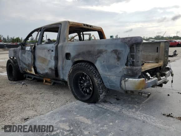 2020 Ram 1500 Big Horn with VIN 1C6RREFMXLN221950, listed as a Copart auction lot 76000744 with Not provided miles and Non repairable. Bid and sale history available at DreamBid. Image 2.