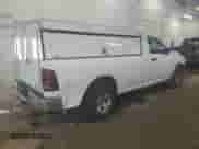 2012 Ram 1500 ST z VIN 3C6JD6DP2CG241309, wystawiony jako Copart lot #51840475 z przebiegiem 298 707 mil mil oraz Czysty tytuł • Clean title. Historia ofert i sprzedaży dostępna na DreamBid. Obrazek 3.