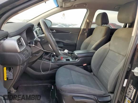 2016 Kia Sorento LX с VIN 5XYPG4A32GG094087, выставлен на аукционе Copart как лот 81425725 с пробегом Не указан миль и Списание • Salvage title. История ставок и продаж доступна на DreamBid. Изображение 7.