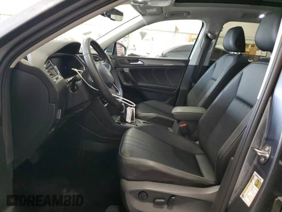 2023 Volkswagen Tiguan SE с VIN 3VVMB7AX6PM034582, выставлен на аукционе Copart как лот 81327125 с пробегом 22 563 миль миль и На запчасти • Non repairable. История ставок и продаж доступна на DreamBid. Изображение 7.