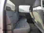 2017 Chevrolet Silverado 2500HD Work Truck z VIN 1GC1KUEGXHF234974, wystawiony jako Copart lot #50939185 z przebiegiem 85 165 mil mil oraz Czysty tytuł • Clean title. Historia ofert i sprzedaży dostępna na DreamBid. Obrazek 10.