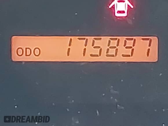 2009 Toyota Tundra с VIN 5TFRU54119X018765, выставлен на аукционе IAAI как лот 43506737 с пробегом 175 897 миль миль и . История ставок и продаж доступна на DreamBid. Изображение 15.