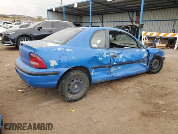 1996 Dodge Neon Highline with VIN 1B3ES42C2TD641681, listed as a Copart auction lot 81106334 with 97,657 mi miles and Salvage title. Bid and sale history available at DreamBid. Image 3.