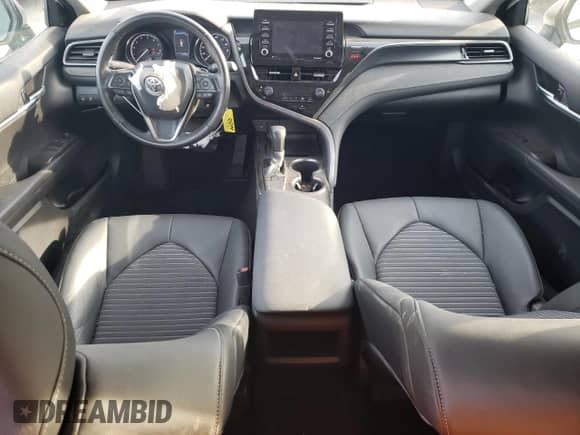 2022 Toyota Camry SE z VIN 4T1G11AK1NU673540, wystawiony jako Copart lot #42165795 z przebiegiem 12 396 mil mil oraz Szkoda całkowita • Salvage title. Historia ofert i sprzedaży dostępna na DreamBid. Obrazek 8.