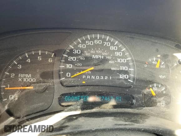 2006 Chevrolet Silverado 1500 LS z VIN 1GCEC19X36Z117305, wystawiony jako Copart lot #80201124 z przebiegiem 227 467 mil mil oraz Czysty tytuł • Clean title. Historia ofert i sprzedaży dostępna na DreamBid. Obrazek 9.