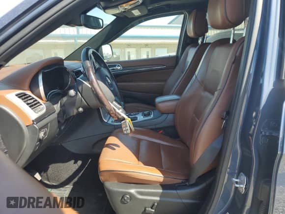 2020 Jeep Grand Cherokee Summit z VIN 1C4RJFJG8LC315893, wystawiony jako Copart lot #48371595 z przebiegiem 64 383 mil mil oraz Szkoda całkowita • Salvage title. Historia ofert i sprzedaży dostępna na DreamBid. Obrazek 7.