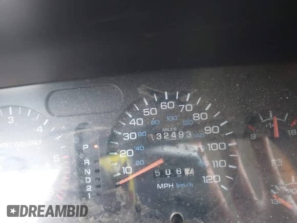 1994 Dodge 1500 z VIN 1B7HC16YXRS728049, wystawiony jako IAAI lot #42449949 z przebiegiem 132 493 mil mil oraz . Historia ofert i sprzedaży dostępna na DreamBid. Obrazek 7.