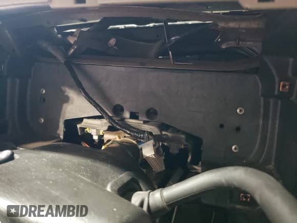 2003 GMC Sierra 1500 SLE с VIN 1GTEC14T03Z123773, выставлен на аукционе Copart как лот 66214455 с пробегом Не указан миль и Списание • Salvage title. История ставок и продаж доступна на DreamBid. Изображение 9.