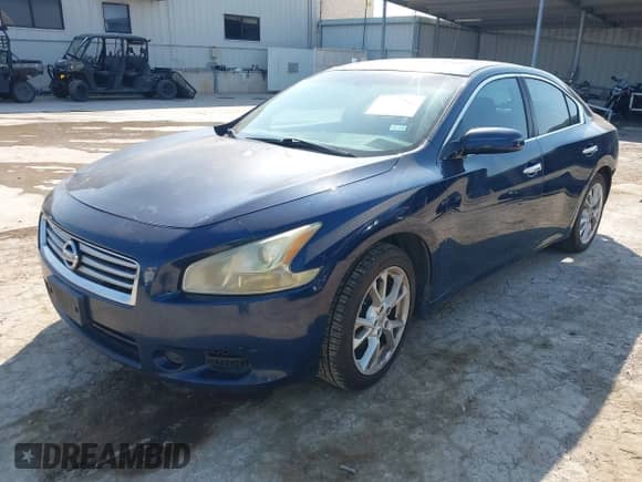 2014 Nissan Maxima SV z VIN 1N4AA5AP2EC489524, wystawiony jako IAAI lot #43028793 z przebiegiem 178 212 mil mil oraz . Historia ofert i sprzedaży dostępna na DreamBid. Obrazek 2.