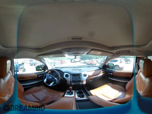 2017 Toyota Tundra Platinum with VIN 5TFAW5F1XHX673395, listed as a IAAI auction lot 43042202 with 246,608 mi miles and . Bid and sale history available at DreamBid. Image 18.