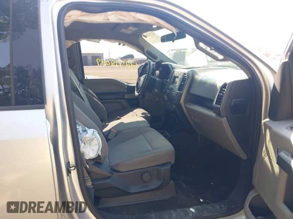 2016 Ford F-150 XLT z VIN 1FTEW1EF1GFC47820, wystawiony jako IAAI lot #42712049 z przebiegiem 167 154 mil mil oraz . Historia ofert i sprzedaży dostępna na DreamBid. Obrazek 5.