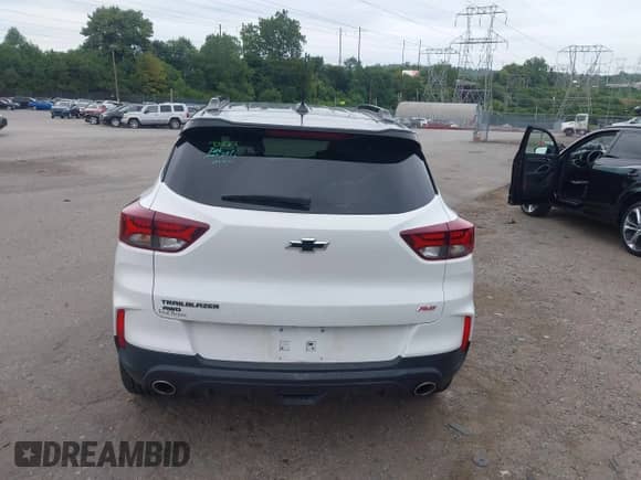 2023 Chevrolet TrailBlazer RS z VIN KL79MUSL4PB188477, wystawiony jako IAAI lot #43009378 z przebiegiem 17 456 mil mil oraz . Historia ofert i sprzedaży dostępna na DreamBid. Obrazek 16.