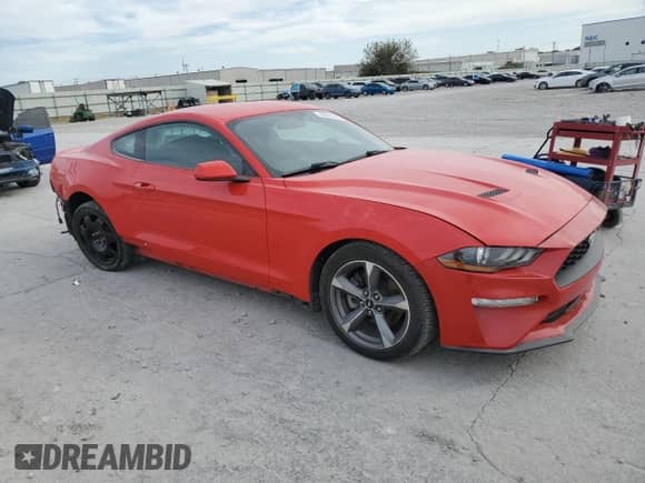 2018 Ford Mustang EcoBoost с VIN 1FA6P8TH9J5119052, выставлен на аукционе Copart как лот 90031485 с пробегом 93 522 миль миль и Чистый • Clean title. История ставок и продаж доступна на DreamBid. Изображение 4.