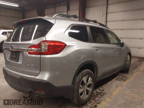 2021 Subaru Ascent Premium с VIN 4S4WMAFD1M3402186, выставлен на аукционе IAAI как лот 41375595 с пробегом 66 820 миль миль и . История ставок и продаж доступна на DreamBid. Изображение 4.