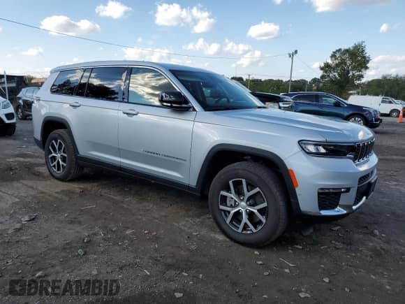 2023 Jeep Grand Cherokee Limited with VIN 1C4RJKBG4P8851353, listed as a Copart auction lot 81501715 with 20,924 mi miles and Salvage title. Bid and sale history available at DreamBid. Image 4.