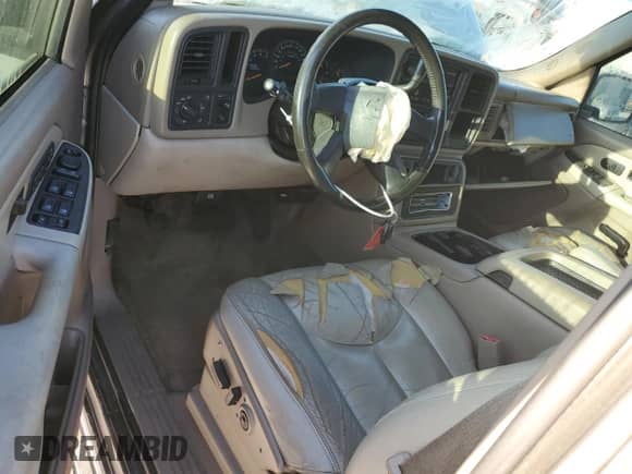 2003 Chevrolet Suburban LT with VIN 3GNEC16Z53G134051, listed as a Copart auction lot 76923234 with Not provided miles and Salvage title. Bid and sale history available at DreamBid. Image 8.