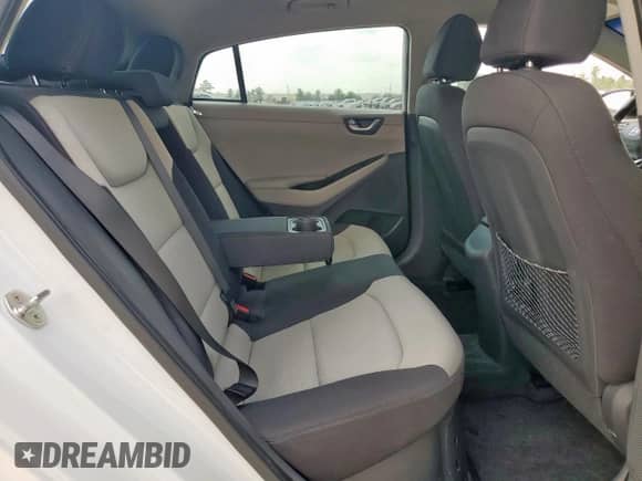 2017 Hyundai Ioniq SEL с VIN KMHC75LCXHU025094, выставлен на аукционе Copart как лот 81399405 с пробегом 68 798 миль миль и Списание • Salvage title. История ставок и продаж доступна на DreamBid. Изображение 10.