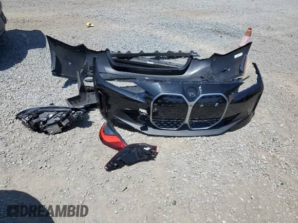 2022 BMW i4 eDrive40 with VIN WBY73AW05NFN10284, listed as a Copart auction lot 57851335 with 22,431 mi miles and Salvage title. Bid and sale history available at DreamBid. Image 12.