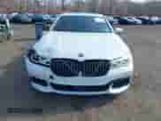 2016 BMW 7 Series 750i xDrive z VIN WBA7F2C54GG419323, wystawiony jako IAAI lot #41791378 z przebiegiem 90 582 mil mil oraz . Historia ofert i sprzedaży dostępna na DreamBid. Obrazek 12.