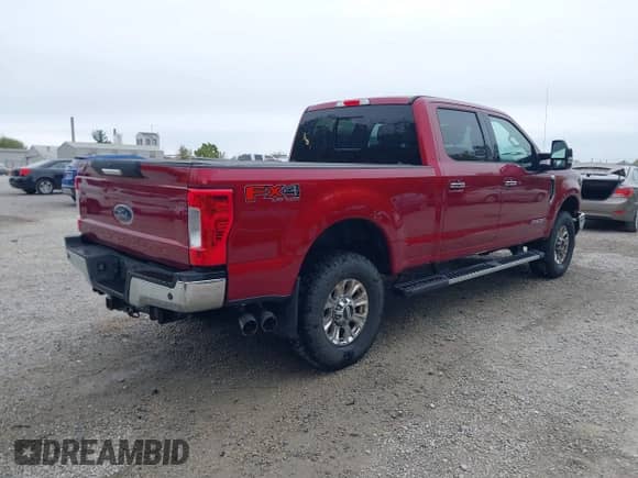 2017 Ford F-250 Lariat с VIN 1FT7W2BTXHEF10130, выставлен на аукционе IAAI как лот 43346557 с пробегом 48 428 миль миль и . История ставок и продаж доступна на DreamBid. Изображение 4.