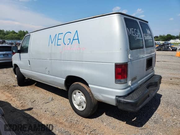 2008 Ford Econoline Cargo Commercial with VIN 1FTNE24W68DA11431, listed as a Copart auction lot 63142865 with 203,971 mi miles and Clean title. Bid and sale history available at DreamBid. Image 2.
