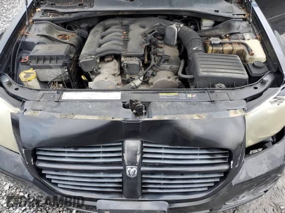 2005 Dodge Magnum SXT with VIN 2D4GZ48V85H576310, listed as a Copart auction lot 61059975 with 175,541 mi miles and Salvage title. Bid and sale history available at DreamBid. Image 11.