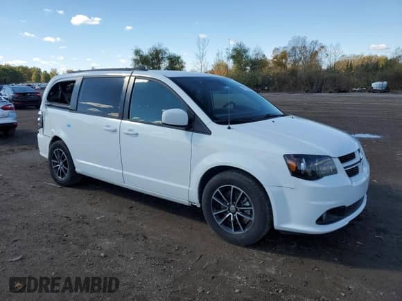 2018 Dodge Grand Caravan GT with VIN 2C4RDGEG2JR324570, listed as a Copart auction lot 87253835 with 143,915 mi miles and Salvage title. Bid and sale history available at DreamBid. Image 4.