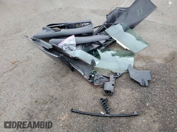 2019 Toyota Camry SE z VIN 4T1B11HK0KU207285, wystawiony jako Copart lot #82714065 z przebiegiem 57 939 mil mil oraz Szkoda całkowita • Salvage title. Historia ofert i sprzedaży dostępna na DreamBid. Obrazek 12.