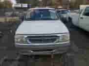 1998 Ford Explorer XLT with VIN 1FMZU35P6WZB60144, listed as a Copart auction lot 90896645 with Not provided miles and Salvage title. Bid and sale history available at DreamBid. Image 5.
