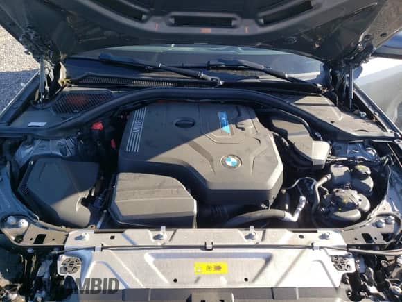 2023 BMW 3 Series 330e xDrive z VIN 3MW39FS0XP8C81322, wystawiony jako Copart lot #47655915 z przebiegiem 12 650 mil mil oraz Szkoda całkowita • Salvage title. Historia ofert i sprzedaży dostępna na DreamBid. Obrazek 11.