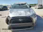 2024 Toyota Corolla Cross L с VIN 7MUAAAAG5RV117043, выставлен на аукционе Copart как лот 57667975 с пробегом 1 822 миль миль и На запчасти • Non repairable. История ставок и продаж доступна на DreamBid. Изображение 5.