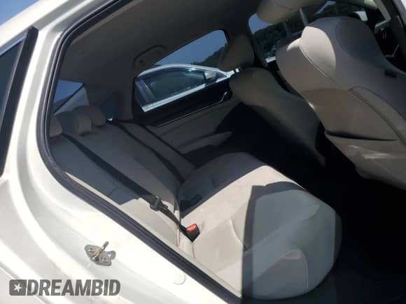 2018 Honda Accord with VIN 1HGCV3F10JA002943, listed as a Copart auction lot 61214905 with 123,303 mi miles and Salvage title. Bid and sale history available at DreamBid. Image 10.