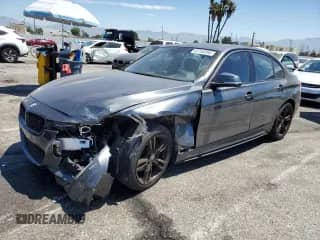 2015 BMW 3 Series 335i z VIN WBA3A9G50FNS66210, wystawiony jako Copart lot #63156595 z przebiegiem 87 985 mil mil oraz Szkoda całkowita • Salvage title. Historia ofert i sprzedaży dostępna na DreamBid. Obrazek 1.