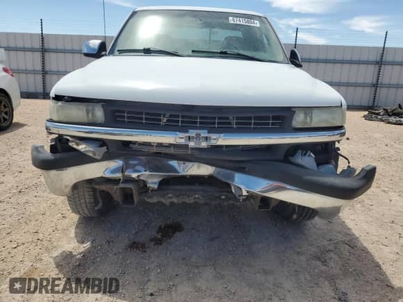 2000 Chevrolet Silverado 2500 LS z VIN 1GCGC29U4YE309802, wystawiony jako Copart lot #67415804 z przebiegiem 152 899 mil mil oraz Szkoda całkowita • Salvage title. Historia ofert i sprzedaży dostępna na DreamBid. Obrazek 5.