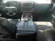 2014 GMC Sierra 1500 SLE z VIN 3GTU2UEC2EG100545, wystawiony jako Copart lot #53821865 z przebiegiem 177 009 mil mil oraz Czysty tytuł • Clean title. Historia ofert i sprzedaży dostępna na DreamBid. Obrazek 8.