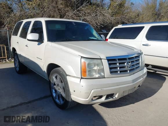 2006 Cadillac Escalade z VIN 1GYEC63NX6R152003, wystawiony jako IAAI lot #41638307 z przebiegiem 161 608 mil mil oraz . Historia ofert i sprzedaży dostępna na DreamBid. Obrazek 1.