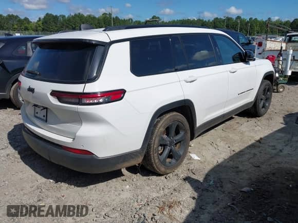 2023 Jeep Grand Cherokee Altitude с VIN 1C4RJJAG4P8901759, выставлен на аукционе IAAI как лот 42568139 с пробегом 61 936 миль миль и . История ставок и продаж доступна на DreamBid. Изображение 4.