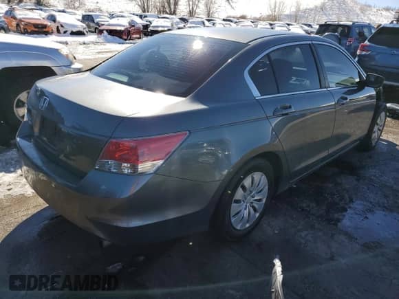 2010 Honda Accord LX z VIN 1HGCP2E36AA031113, wystawiony jako Copart lot #46188455 z przebiegiem 242 872 mil mil oraz Szkoda całkowita • Salvage title. Historia ofert i sprzedaży dostępna na DreamBid. Obrazek 3.