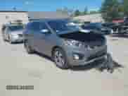 2017 Kia Sorento SX z VIN 5XYPKDA56HG242677, wystawiony jako IAAI lot #42244093 z przebiegiem 98 644 mil mil oraz . Historia ofert i sprzedaży dostępna na DreamBid. Obrazek 1.