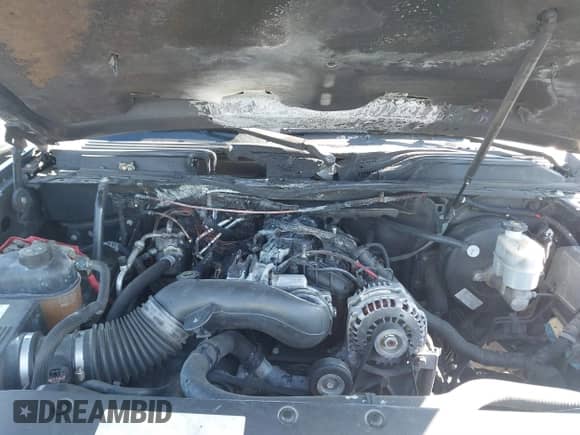 2007 Chevrolet Suburban LTZ z VIN 3GNFC16047G246612, wystawiony jako IAAI lot #41802259 z przebiegiem Nie podano mil oraz . Historia ofert i sprzedaży dostępna na DreamBid. Obrazek 10.