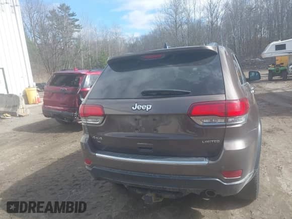 2020 Jeep Grand Cherokee Limited with VIN 1C4RJFBG8LC389152, listed as a IAAI auction lot 41914037 with 100,592 mi miles and . Bid and sale history available at DreamBid. Image 16.